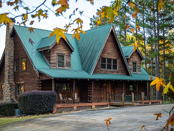 12th image of this home