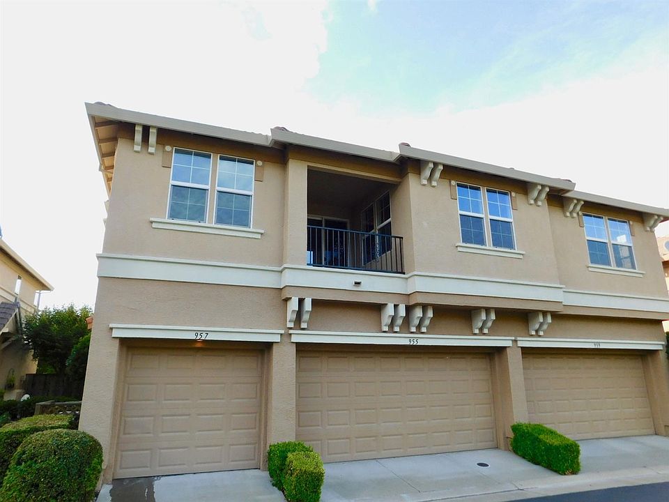 1st image of 957 Marvin Gardens Way #29