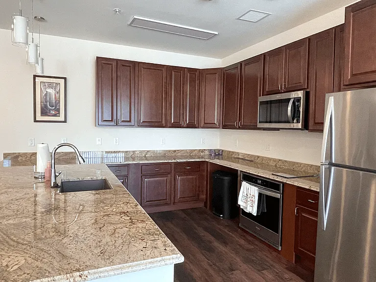 The Madisonian Senior Apartments — Photo 37