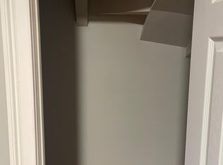 8 Grotto Ave #8, Pawtucket, RI 02860