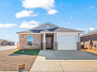 517 E 23rd St, Wolfforth, TX 79382