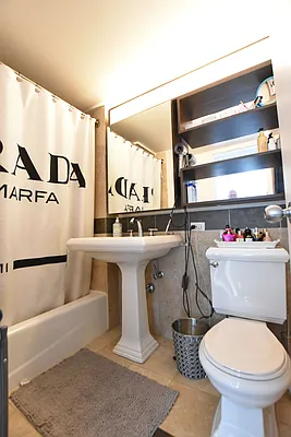 Rented by Bold New York | media 56