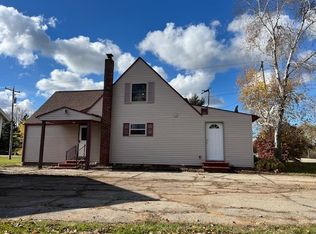 497 W County Rd E, Green Valley, WI 54127