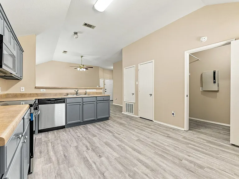 1112 Shearwater Ave — Photo 9