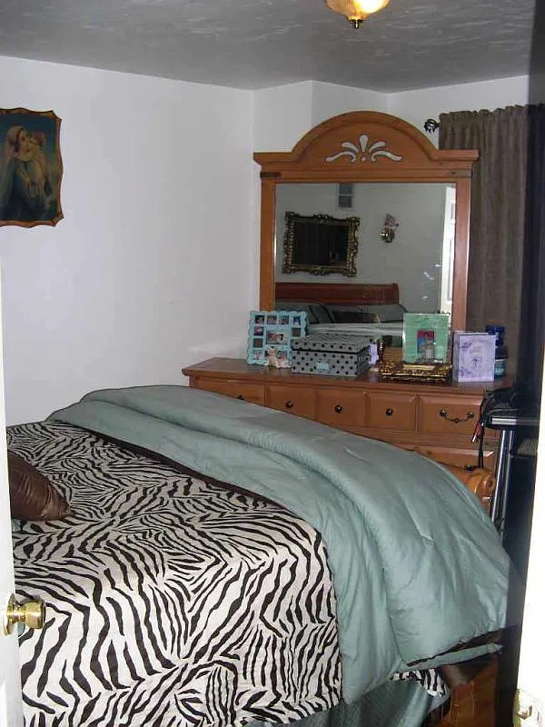 2 bed, 1200 sqft, $2,500 — Photo 3