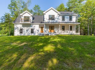 1 Paddington Pl, Falmouth, ME 04105