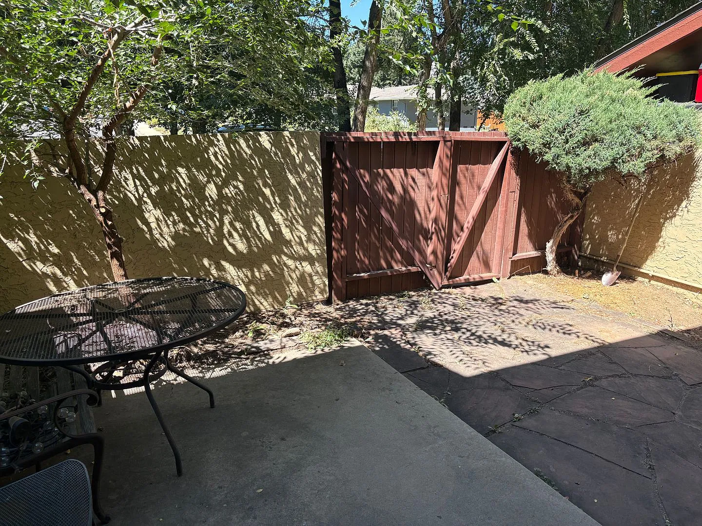 Pre-Lease 4 Bedroom 3.5 Bath Townhouse. — Photo 3