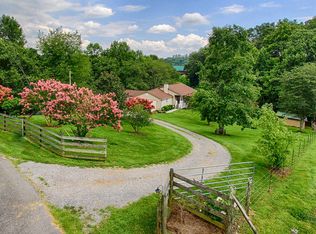 201 Windsong Rd, Clinton, TN 37716