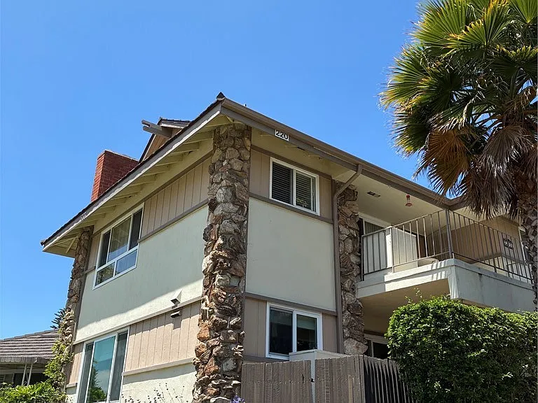 22705 Nadine Cir #A — Photo 1
