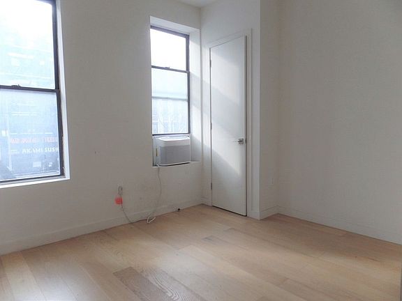 2nd image of 1762 1st Ave Frnt 2