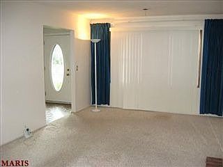 5th image of 180 Brightmoor Dr