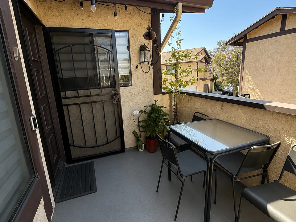 8601 Sunland Blvd #67