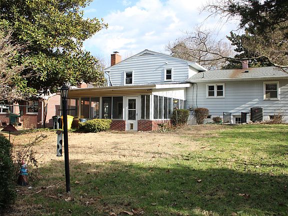 4th image of 401 Norman Ave