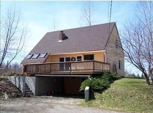 120 Nickerson Rd, Searsport, ME 04974