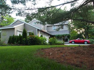 4409 Winding Ln, Stevensville, MI 49127