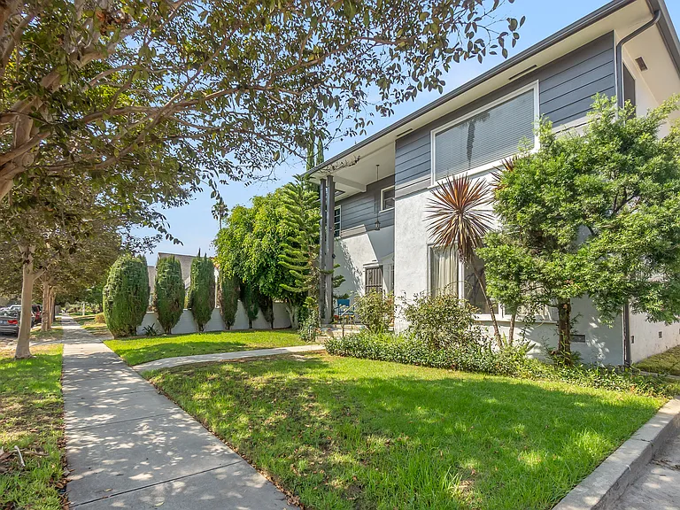 1429 Ellsmere Ave — Photo 31