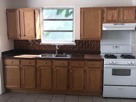 2nd image of 2034 Ursulines Ave #B