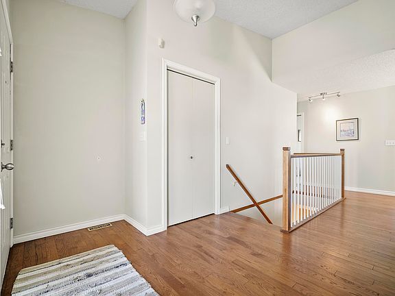 2nd image of 15 Ritchie Way #4