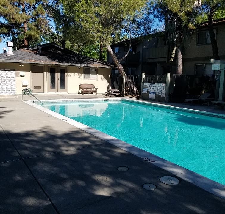 2nd image of 1250 Quail Dr
