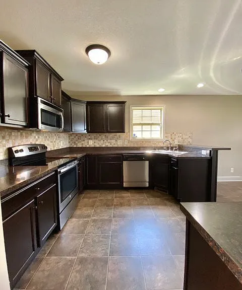 582 Kicker Ct — Photo 10