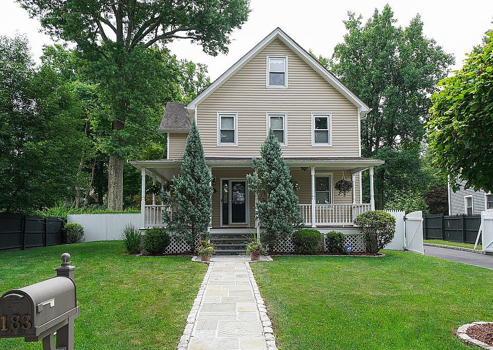 Great Home. Lots of Space; 