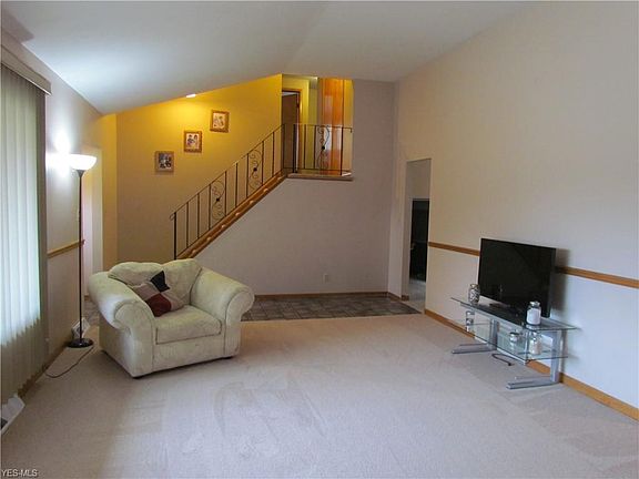 5th image of 6274 Saint Francis Dr
