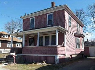 11 Apthorp Ave, Newport, RI 02840