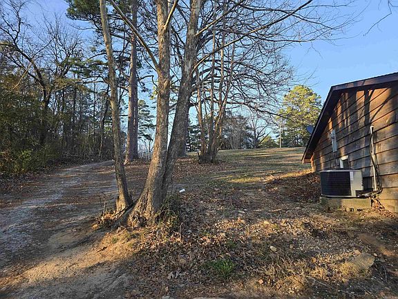 4th image of 1328 Knob Creek Rd