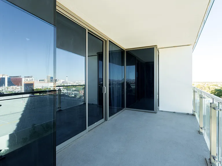 4321 W Flamingo Rd — Photo 13