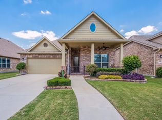 1312 Isabella Ln, Aubrey, TX 76227