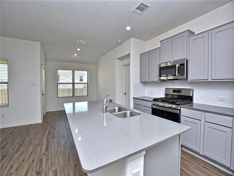 21413 Wilmiller Ln — Photo 11