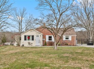 2625 Oakhill Dr, South Park, PA 15129