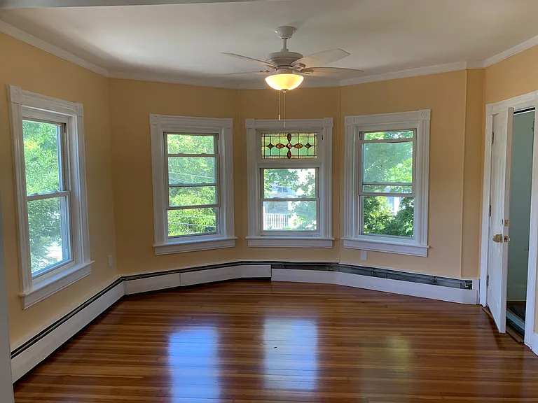 20 Lincoln Ave #3 — Photo 4