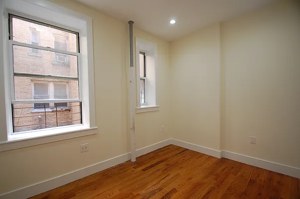 Rented by Compass | media 9