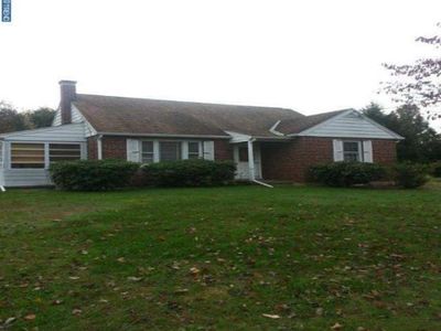 721 Gibraltar Rd, Reading, PA, 19606