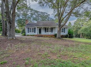 200 Berry Rd, Greer, SC 29650