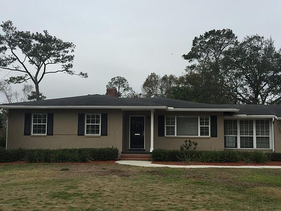 3rd image of 4732 Godwin Ave