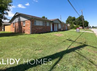 1100 SW 70th St, Oklahoma City, OK 73139