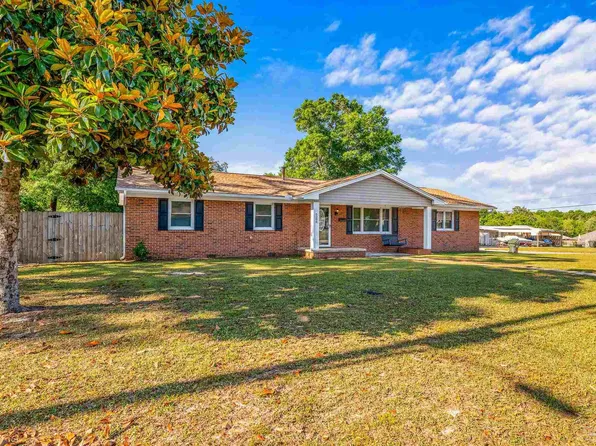 6308 Mockingbird Ln, Milton, FL 32570