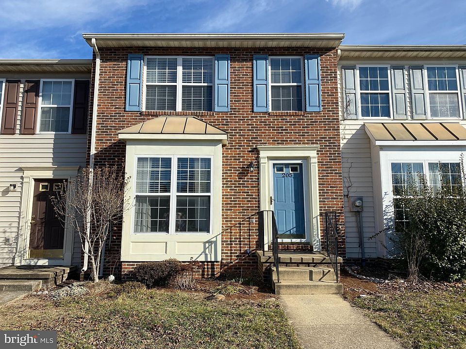 1st image of 205 Braeburn Dr