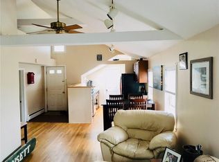 100 Church St, Bradford, RI 02808