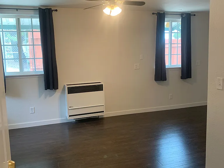 3245 El Camino Real #B — Photo 22