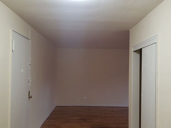 5th image of 540 Ocean Pkwy APT 6N