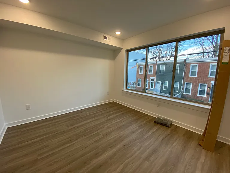 3932-36 Mount Vernon St #9 — Photo 4