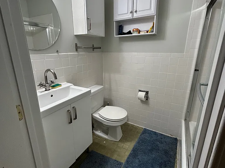 712 Portland St — Photo 1
