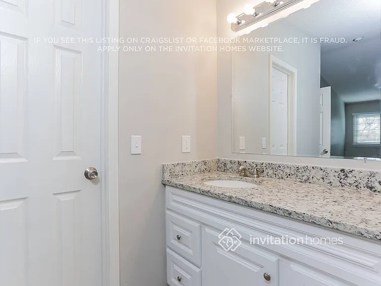 2569 E 102nd Ave — Photo 14