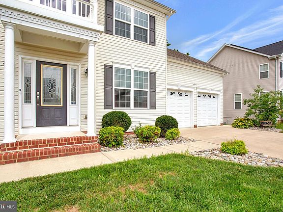 3rd image of 24574 Broad Creek Dr