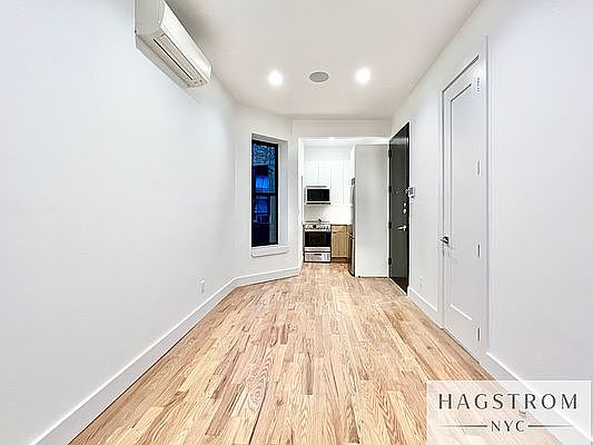 3rd image of 327 E 93rd St #3C