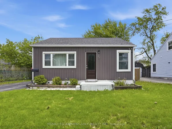 21 Mary St, Fort Erie, ON L2A 4A2