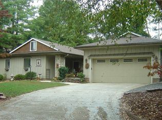 37 Heritage Dr, Clover, SC